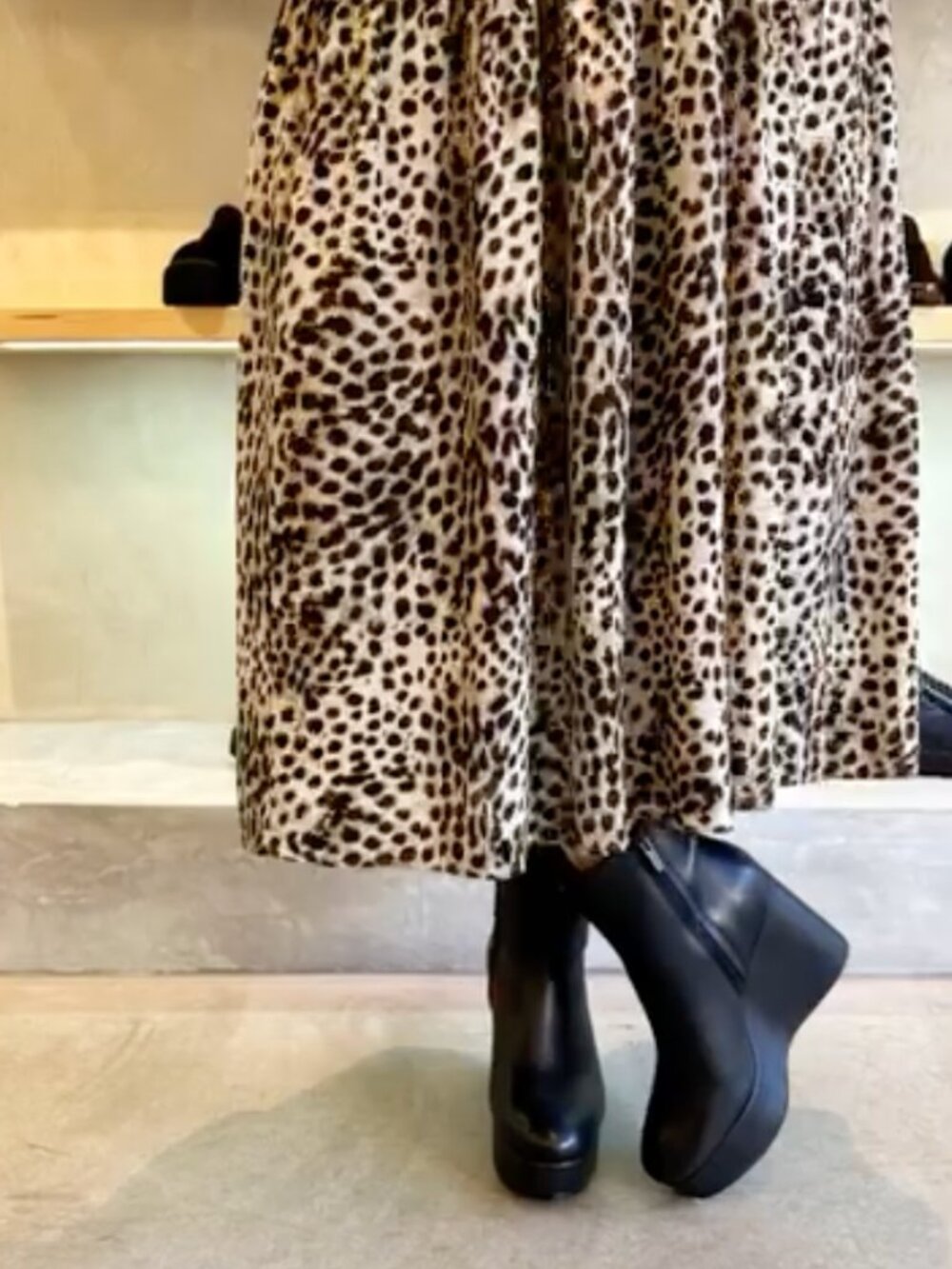 Clergerie Beatrice Platform Wedge Ankle Boots - Picture 5 of 8